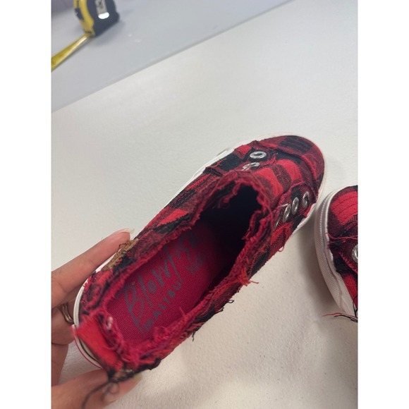 Blowfish Malibu Kids Red Black Plaid Slip‎ On Sneakers Size 13 - Picture 6 of 10